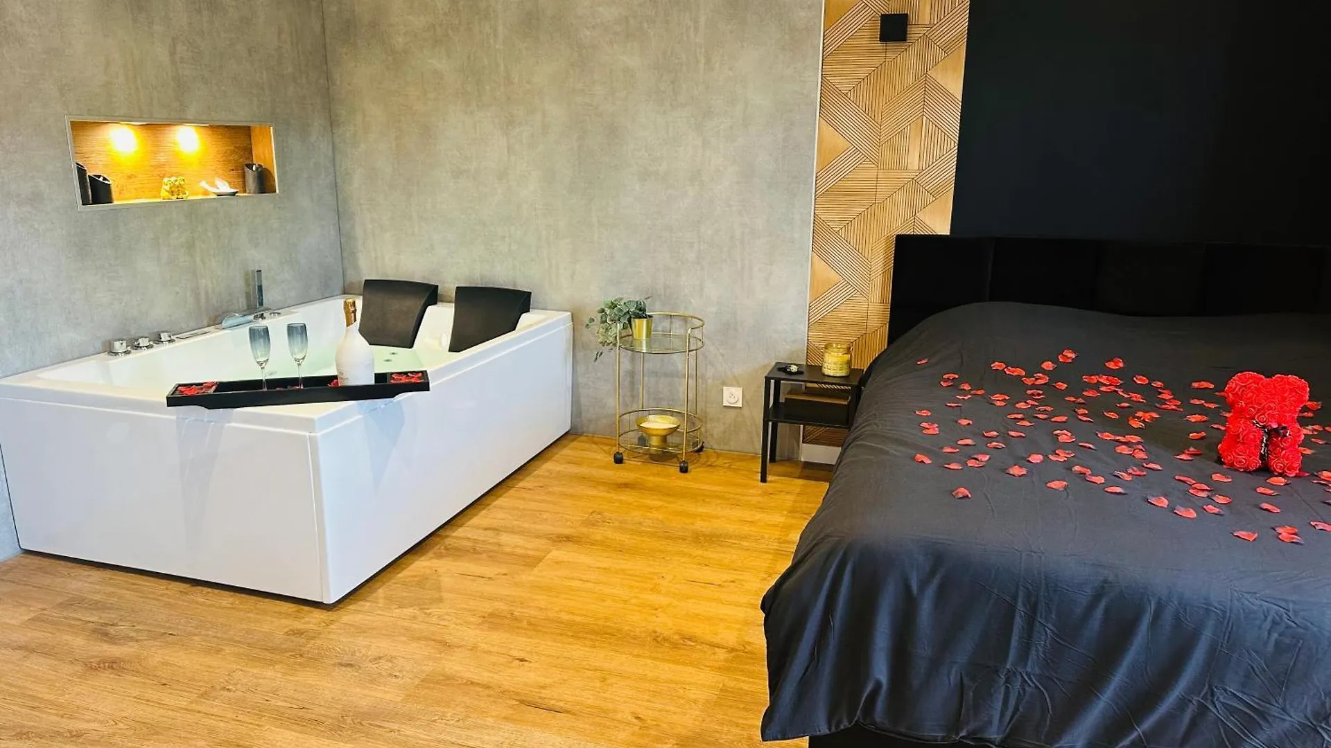 Le Temple - Love Room Au Coeur Des Remparts Clermont-Ferrand Apartment